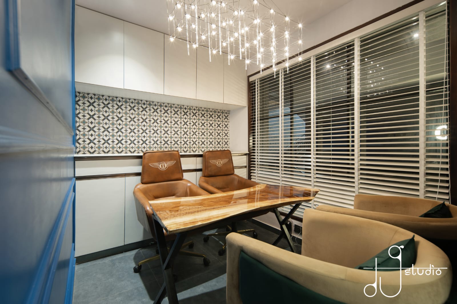 Studio Celebrity Dentistry